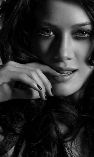 Wallpaper Special For QHD Phones Most Popular Female Celebrities