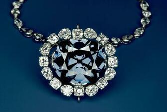 Precious Necklace Wallpaper And Image