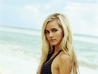 Isabel Lucas Desktop Wallpaper For Widescreen HD
