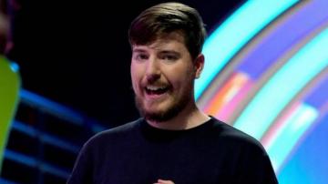 Mrbeast In India Passerby Asks R For Pic What Happened