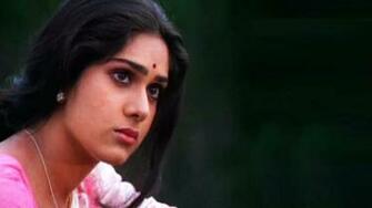 4k Ultra HD Wallpaper Meenakshi Sheshadri