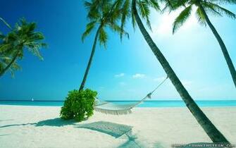 Maldives Beach Wallpaper