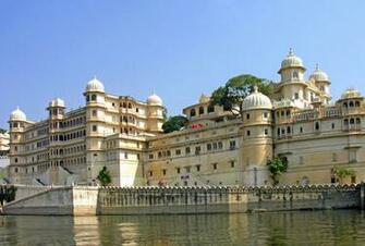 City Palace Udaipur Photos Image And Wallpaper HD