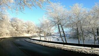 Wallpaper Winter Snowy Road HD For iPhone