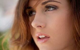 Wallpaper Look Girl Face Hair Nose Lips Brown