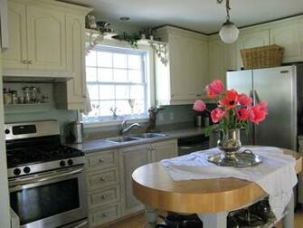 Box Boutique Inc Reimagined Monday Maison Decor S Kitchen Makeover