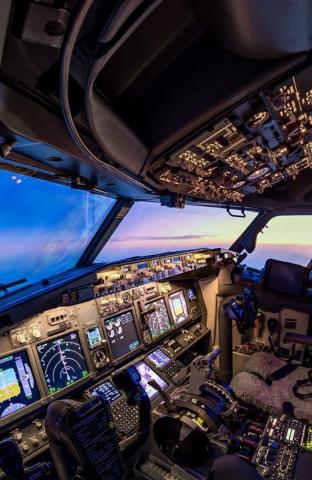 B737 Cockpit Airplane Wallpaper Pilot Boeing