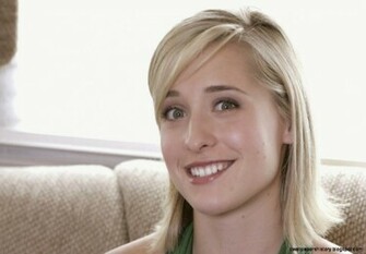 Allison Mack HD Wallpaper Inn
