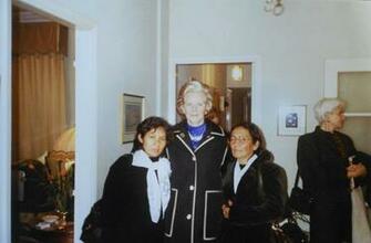 Frances Tarlton Sissy Farenthold Salvadorean Women In Athens