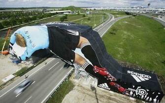 Massive Oliver Kahn Wc2006 Billboard Mighty Optical Illusions