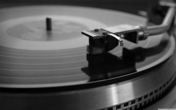 Turntable Ultra HD Desktop Background Wallpaper For 4k UHD Tv