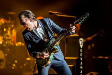 Joe Bonamassa Blues Rock Roll Guitar Concert Wallpaper