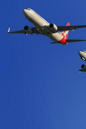Aircraft Qantas Air New Zealand Lan Chile Black iPhone