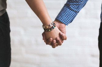 Couple Holding Hand Picture X Wallpaper