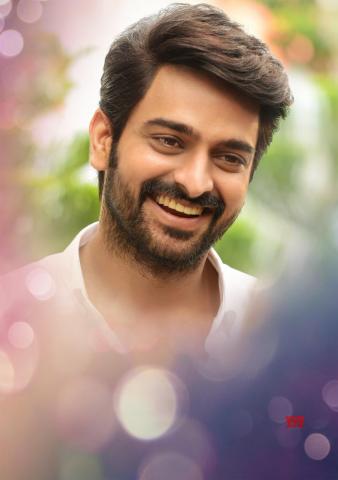 Naga Shaurya And Ritu Varma HD Stills From Varudu Kaavalenu Movie