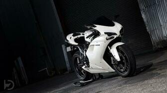 High Definition Bikes Wallpaper 1080p