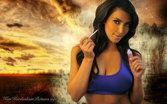 Kim Kardashian No Clothes