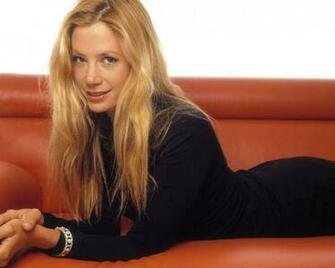 Mira Sorvino Image HD Wallpaper And Background