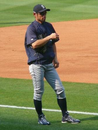 Ichiro Suzuki Japanese Baseball Player Pictures