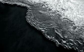 Icy Undertow Marketing Samsonite Black And White Beach Frozen