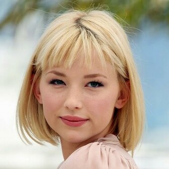 Haley Bennett HD Wallpaper