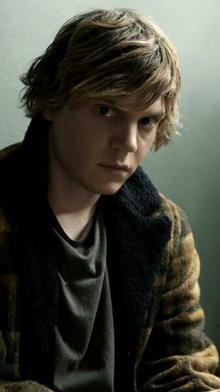 Wallpaper Evan Peters Actor Coat Look Celebrities