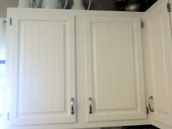 Wallpaper That Looks Like Beadboard Awsome I Painted My Cabinets