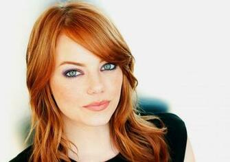 Emma Stone Widescreen Wallpaper New HD