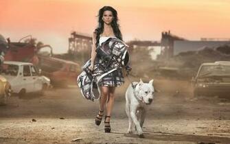 Inna Photoshoot Wallpaper Stock Photos