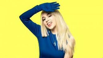 Ava Max Wallpaper