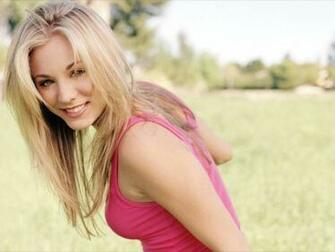 Photo Kaley Cuoco Wallpaper Image Henry Cavill