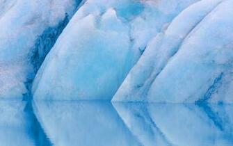 Crisp Ice HD Wallpaper