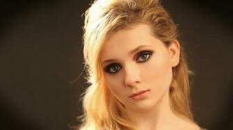 Abigail Breslin Wallpaper