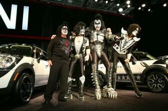 Kiss Concert Src