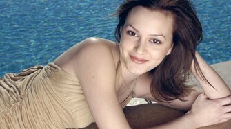 Leighton Meester Wallpaper Anglerz