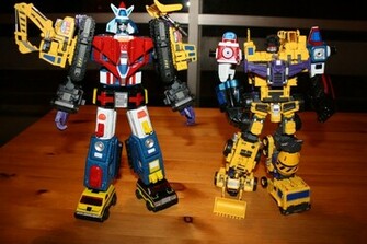 Voltron Maketoys And Vehicle