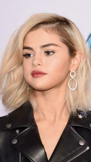 Selena Gomez Blonde Android Wallpaper HD