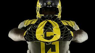 Oregon Ducks Spring Game Uniforms Honor Service Men And Women