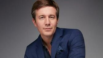 First Look Exclusive Photos Of New Cbs Evening News Anchor Jeff