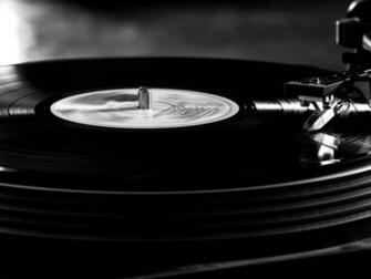 Vintage Vinyl Record Player Wallpaper HD