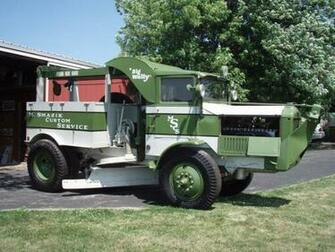 Cool Old Cars HD Wallpaper