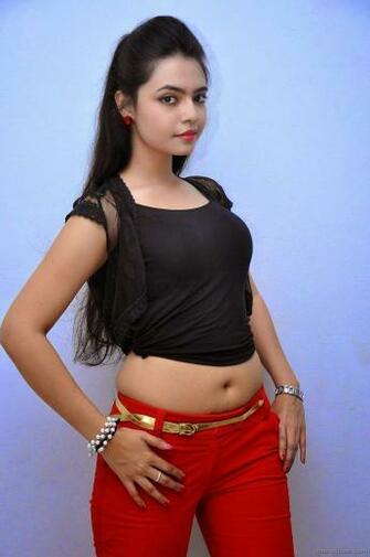 Actress Arundhati Hot Navel Photos