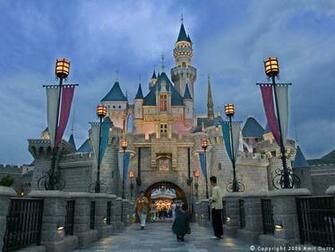 Zimbio Celebrity Wallpaper Of Disneyland