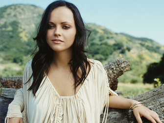 Amazing Christina Ricci Wallpaper Full HD Pictures