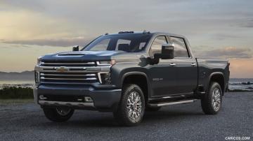 Chevrolet Silverado HD High Country Front Three