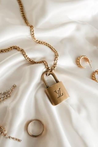 Emilyyonatanov Shop Beige Aesthetic Cream