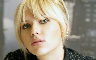 HD Wallpaper Hollywood Actress Scarlett Johansson