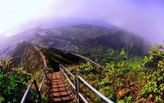 Haiku Stairs Oahu Hawaii Wallpaper