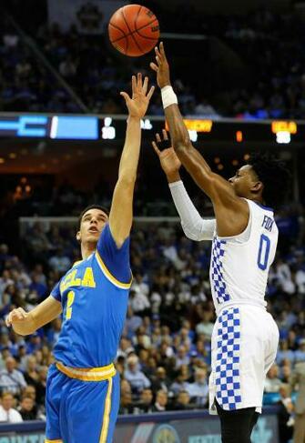 The De Aaron Fox Vs Lonzo Ball Rivalry Finally Sees An Nba Court