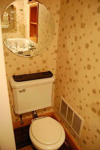 Iver Photoset Vintage Wallpaper Around Town By Pam Kueber